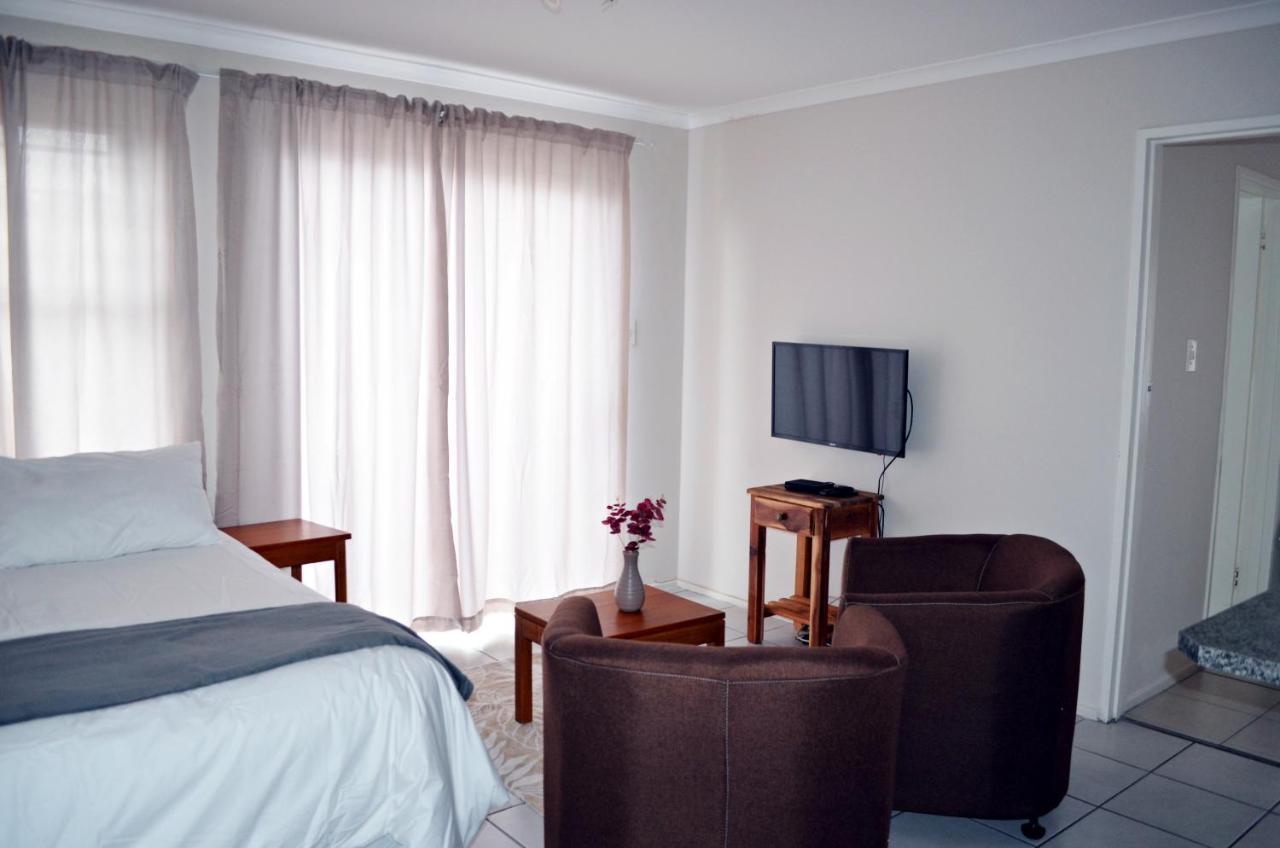 Broadway Self Catering Apartments เดอร์บันวิลล์ ภายนอก รูปภาพ