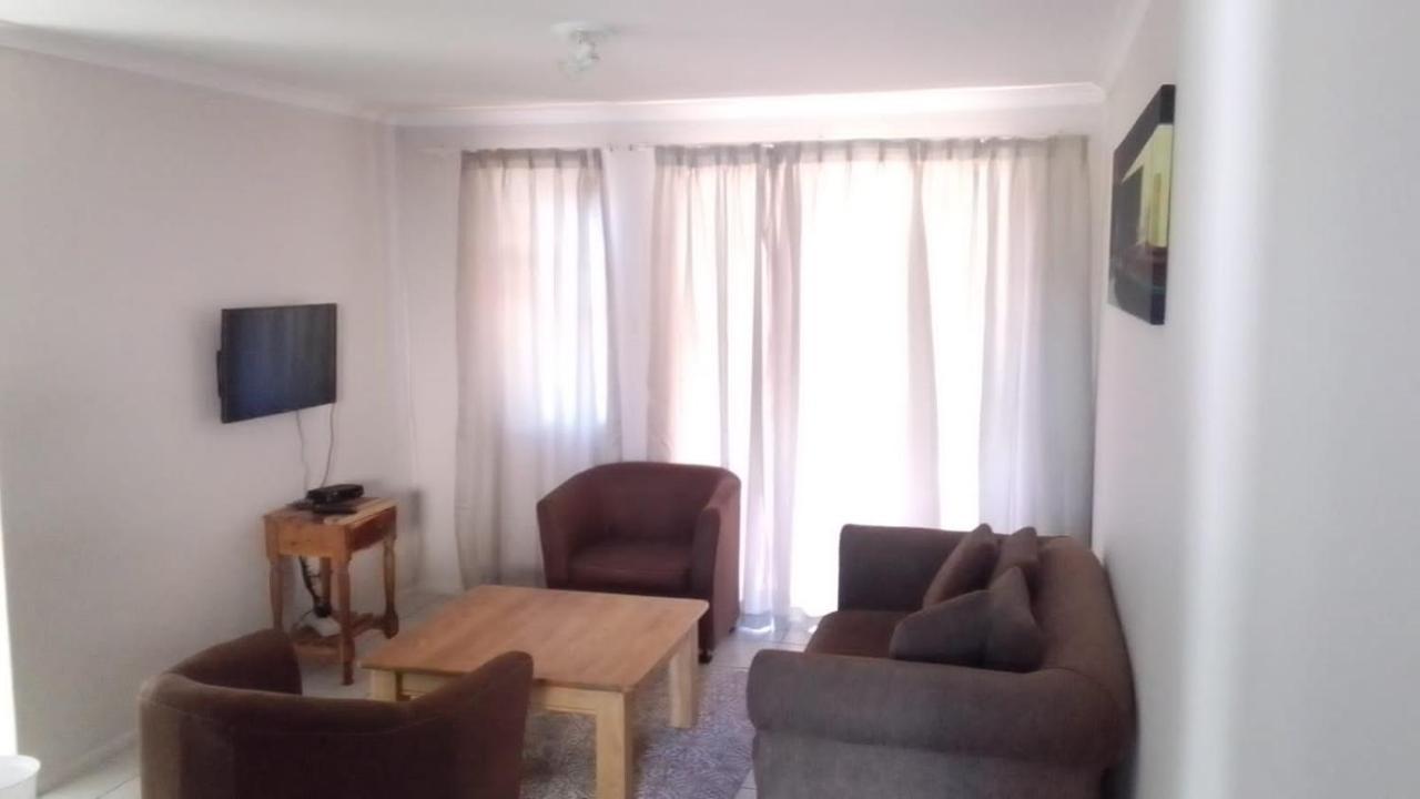 Broadway Self Catering Apartments เดอร์บันวิลล์ ภายนอก รูปภาพ