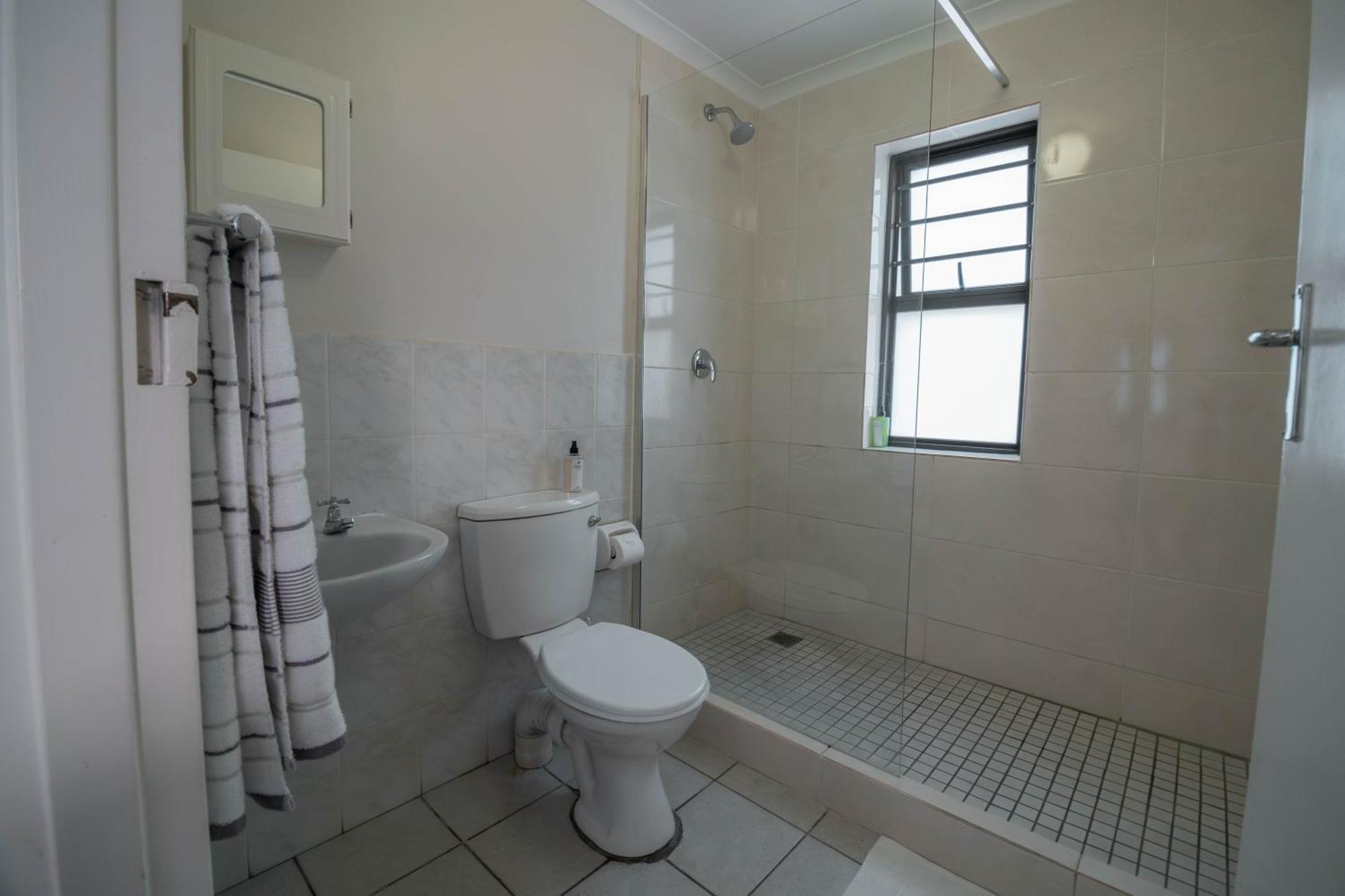 Broadway Self Catering Apartments เดอร์บันวิลล์ ภายนอก รูปภาพ